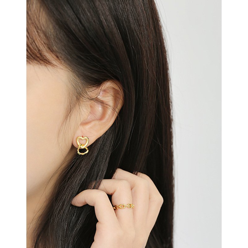 Interlocking Heart Earrings4