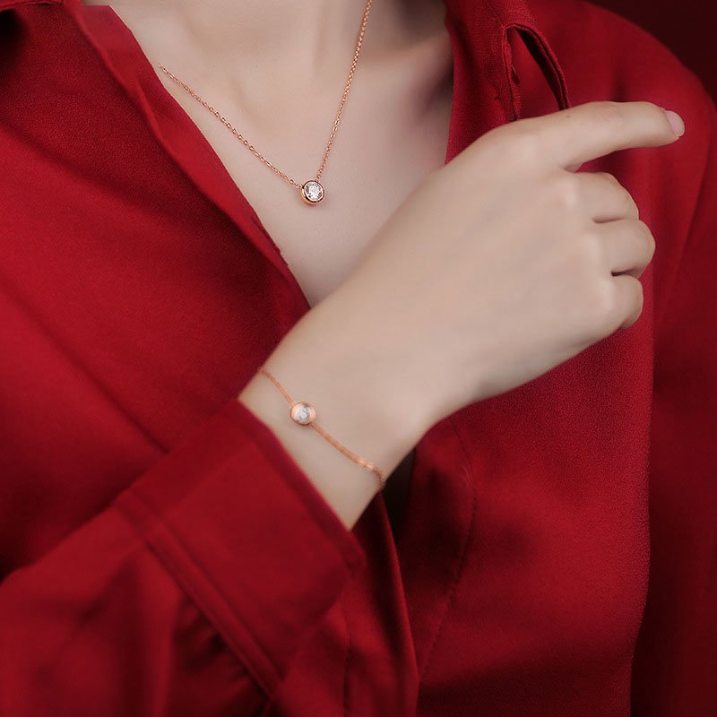 Moissanite Chain Bracelet in sterling silver 3