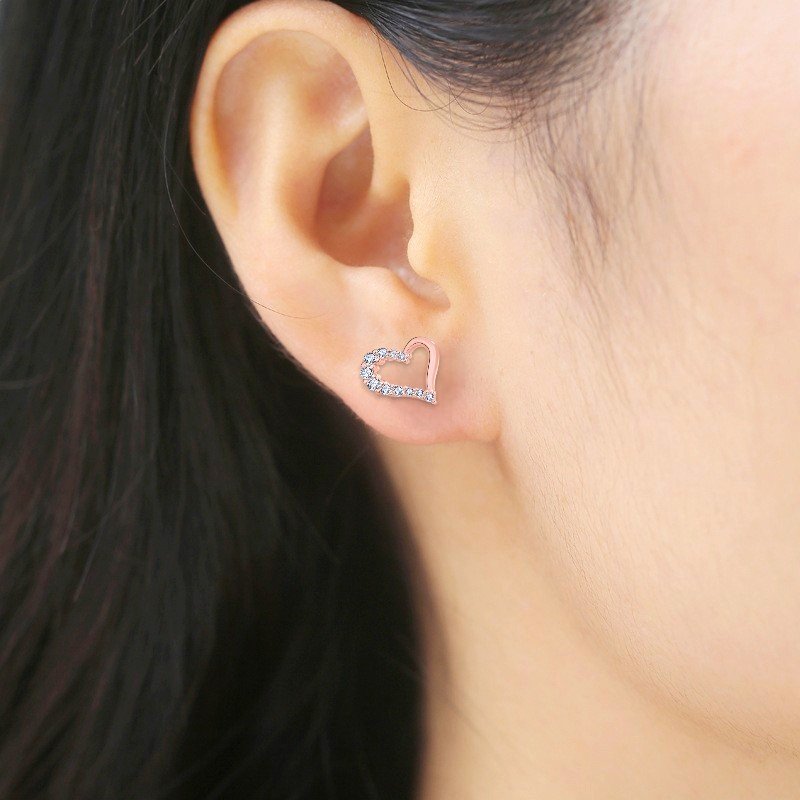 Hollow Heart Stud Earrings2