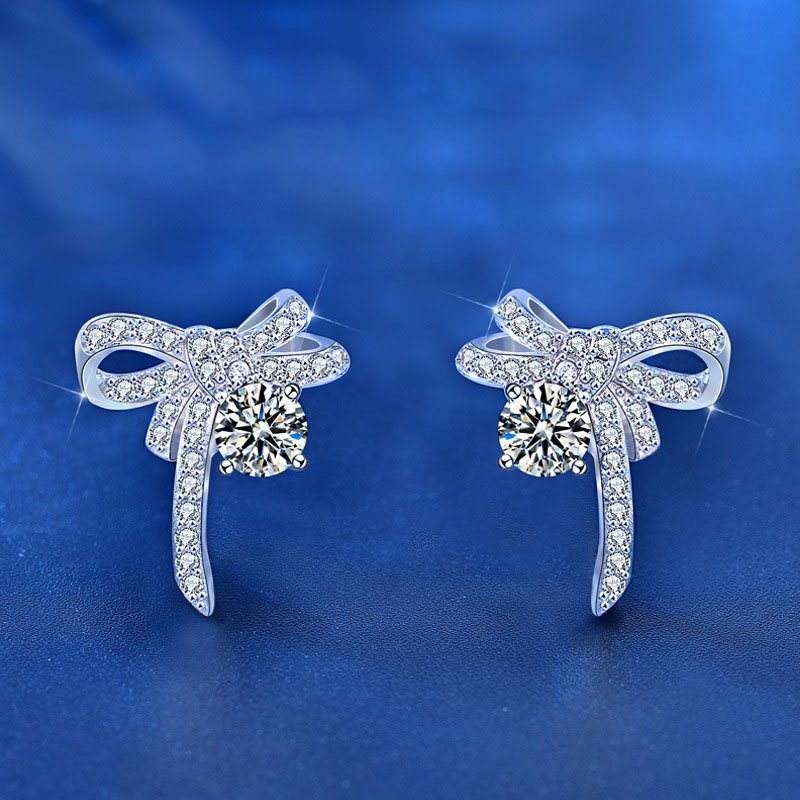 Knot Crystal Stud Earrings5