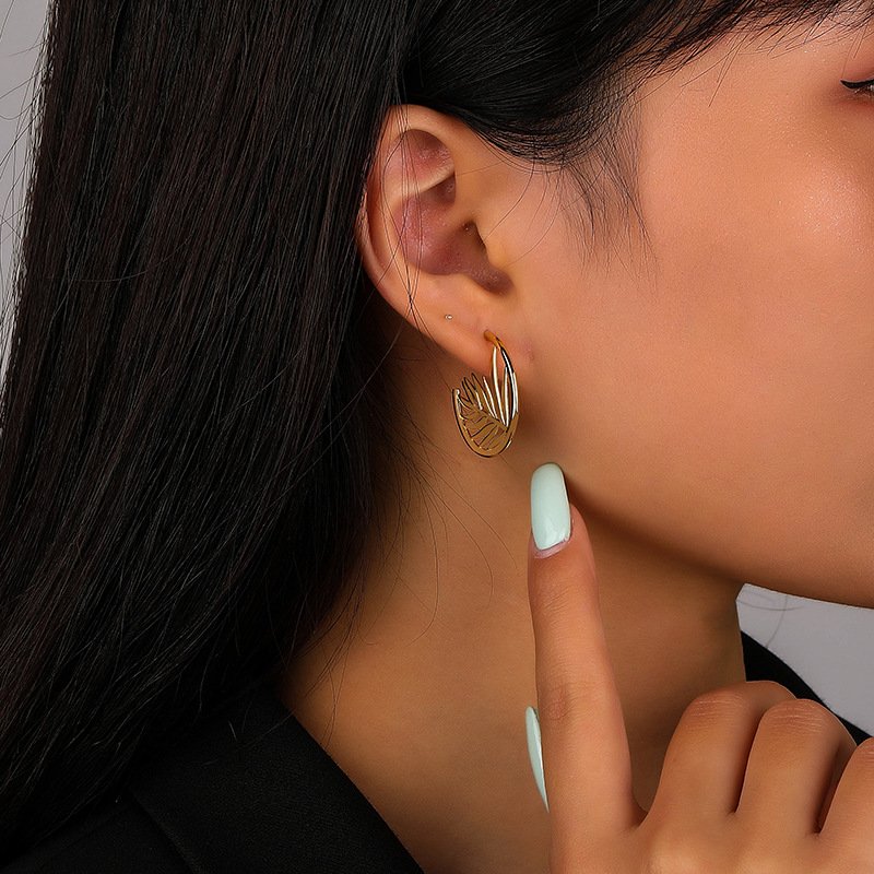 Palm Leaf Hoop Earrings2