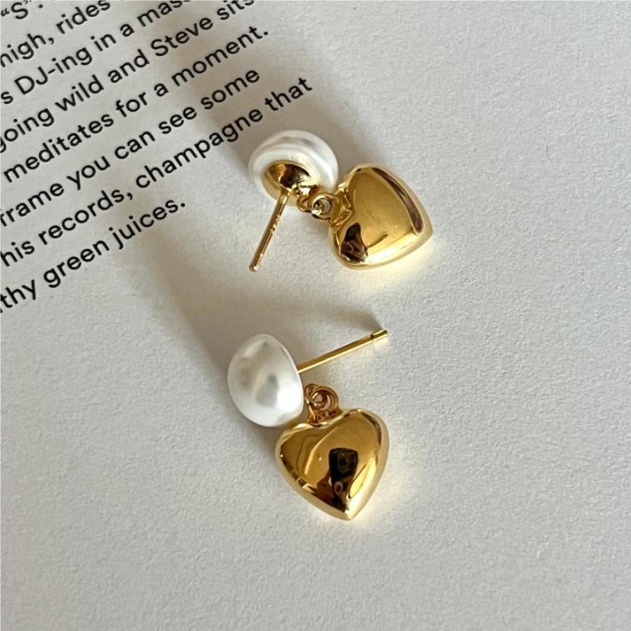 Pearl Heart Earrings4