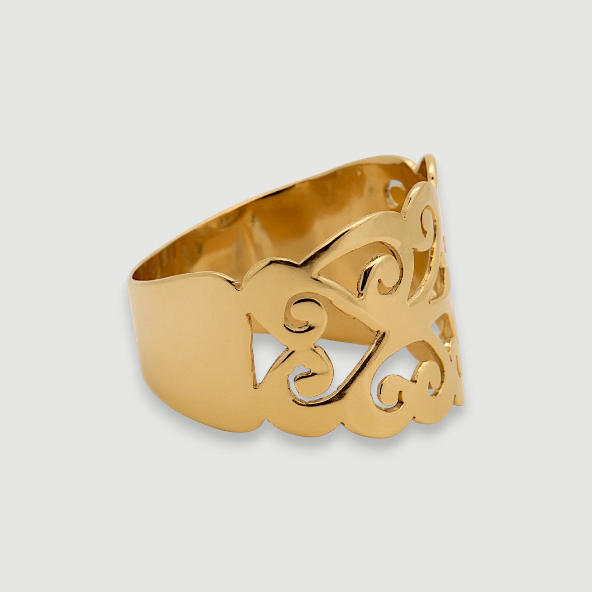Elegant Filigree Ring