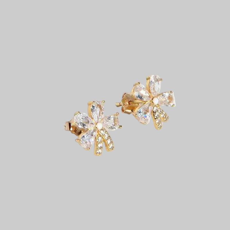 Flower Stud Earrings1