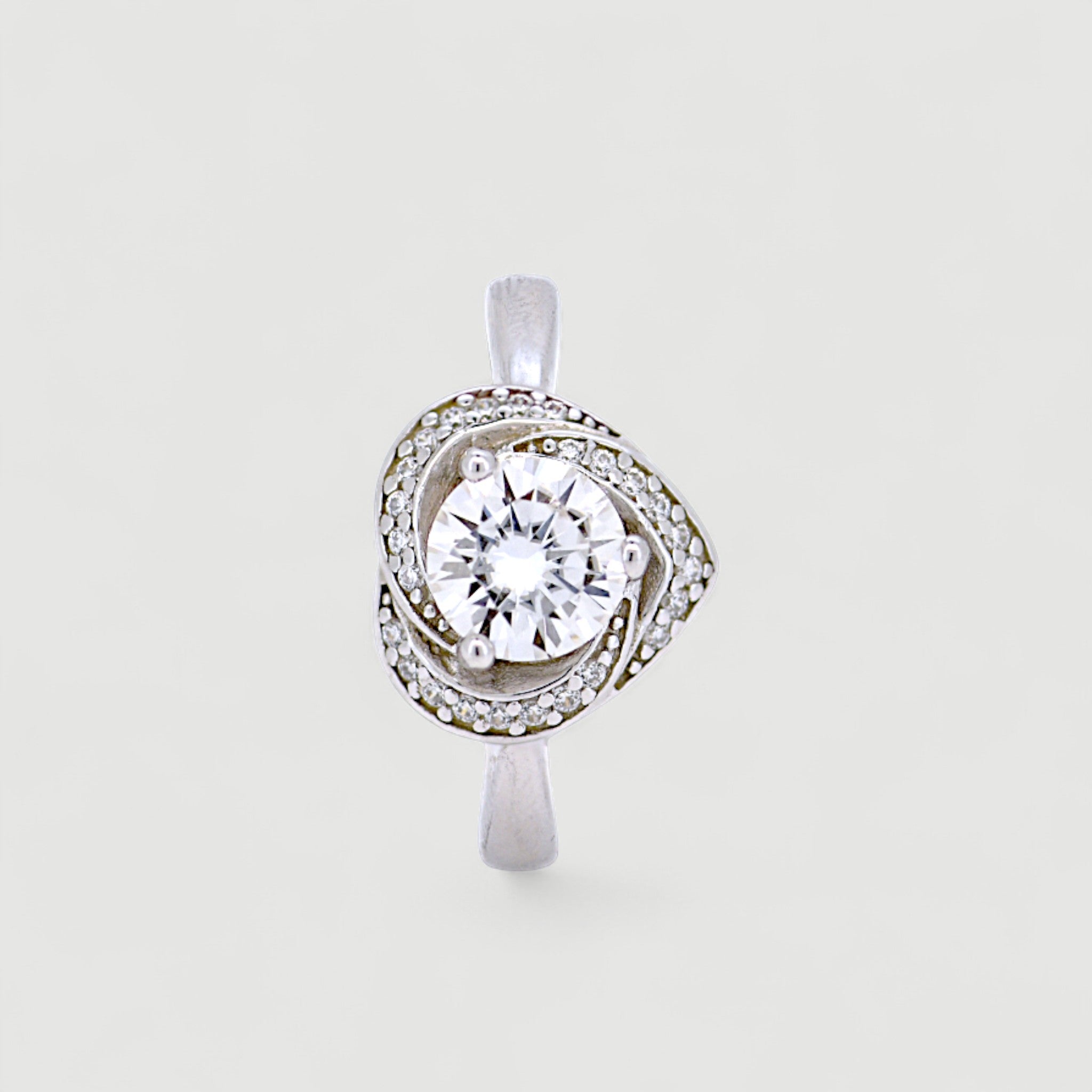 Heart Shaped Solitaire Ring4