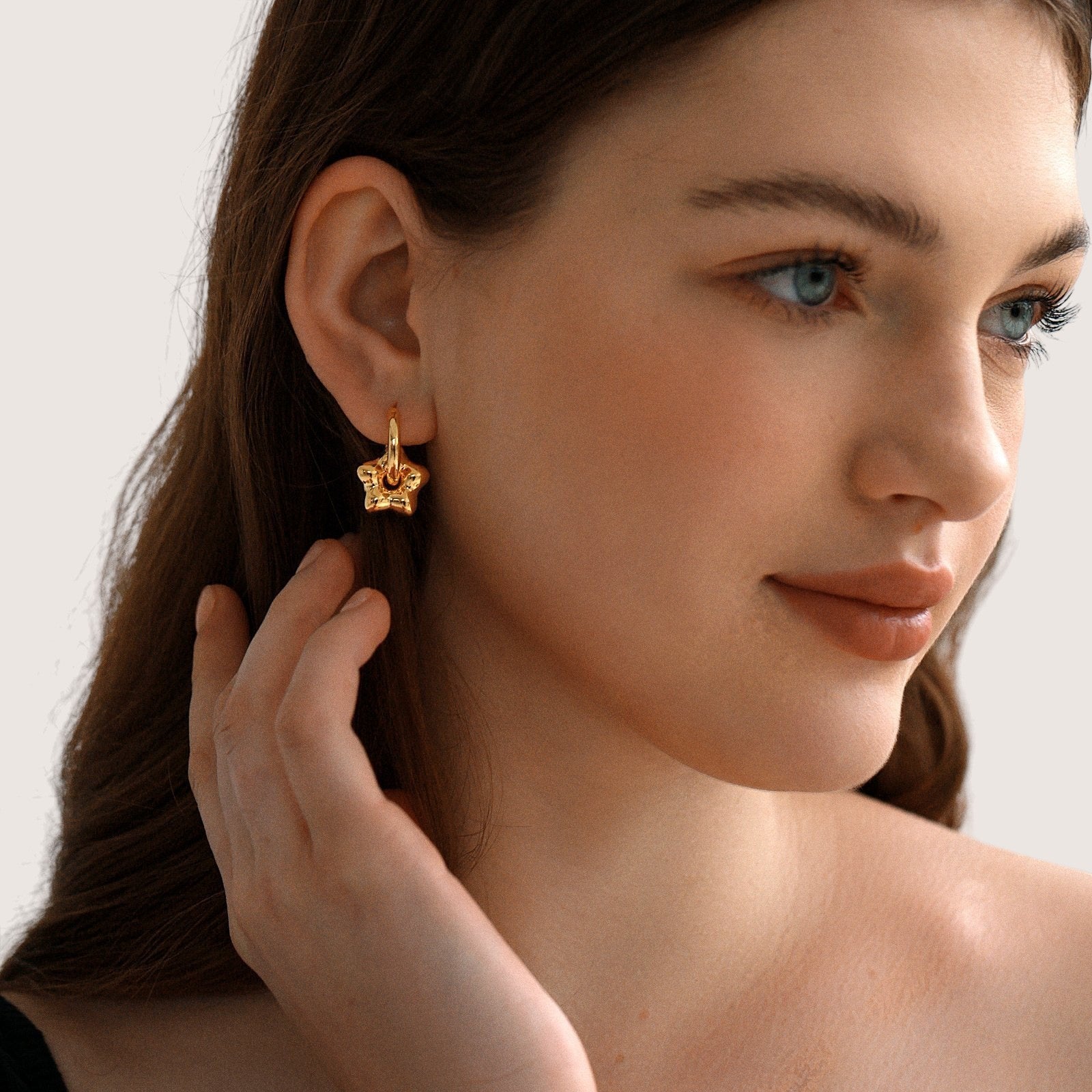 Star Charm Hoop Earrings2