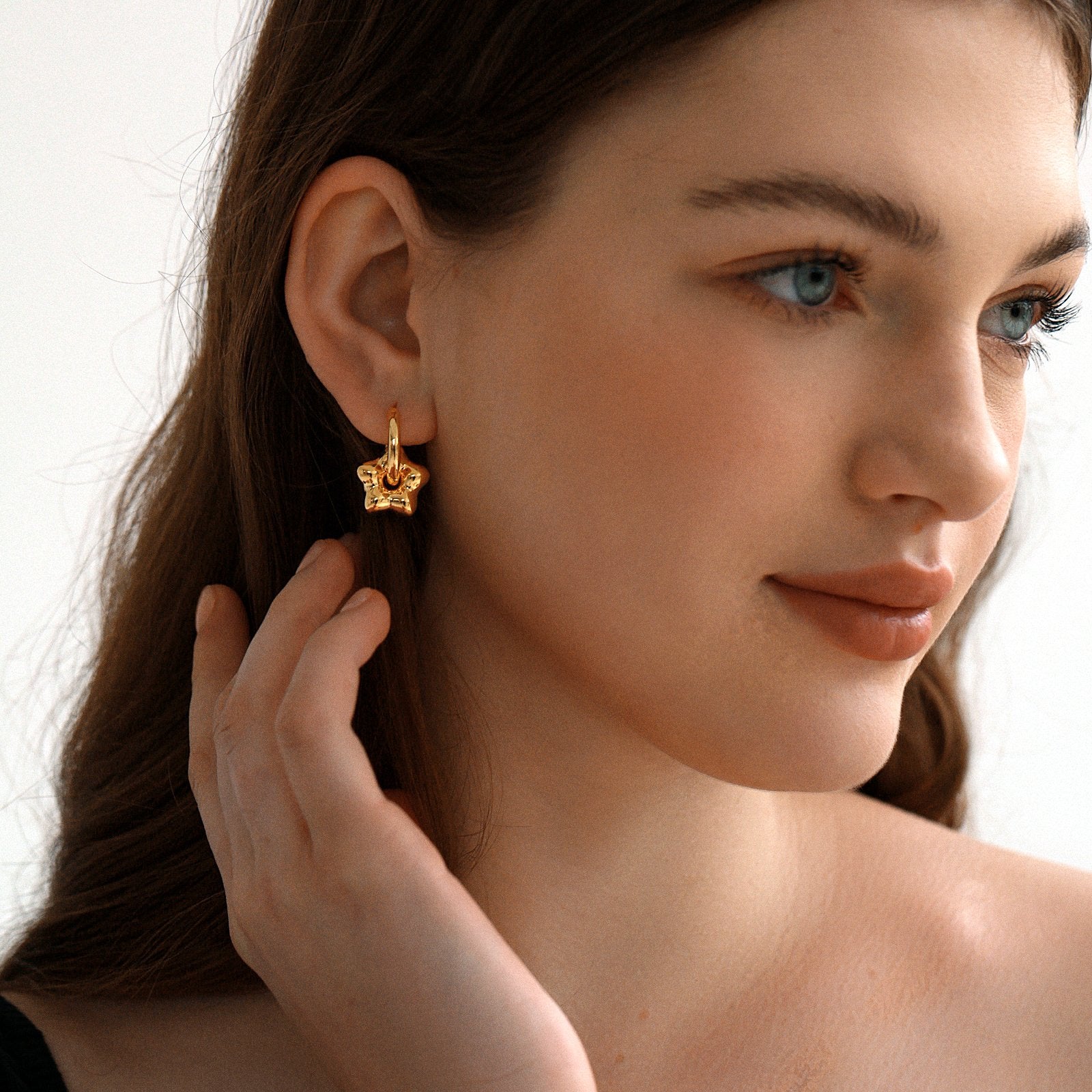 Star Charm Hoop Earrings2