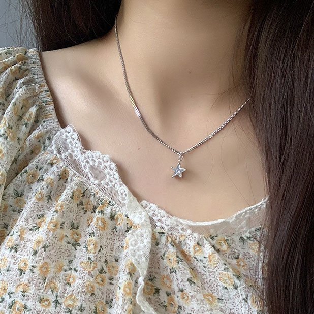 Star Pendant Necklace