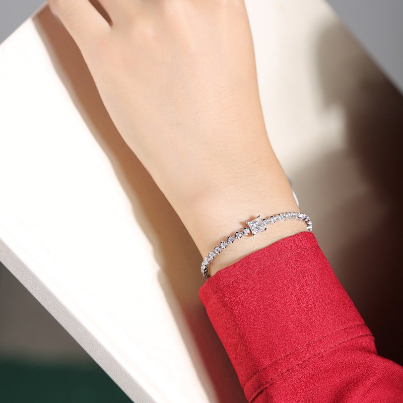 tennis bracelet in 925 sterling silver princess-cut zirconia 5