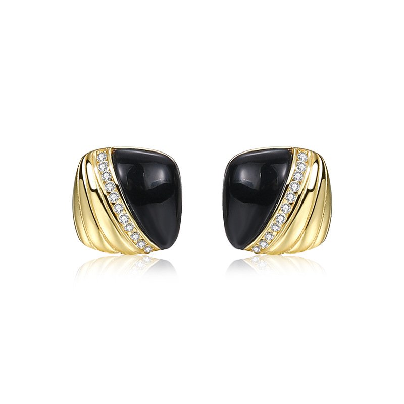 Black Enamel Stud Earrings1