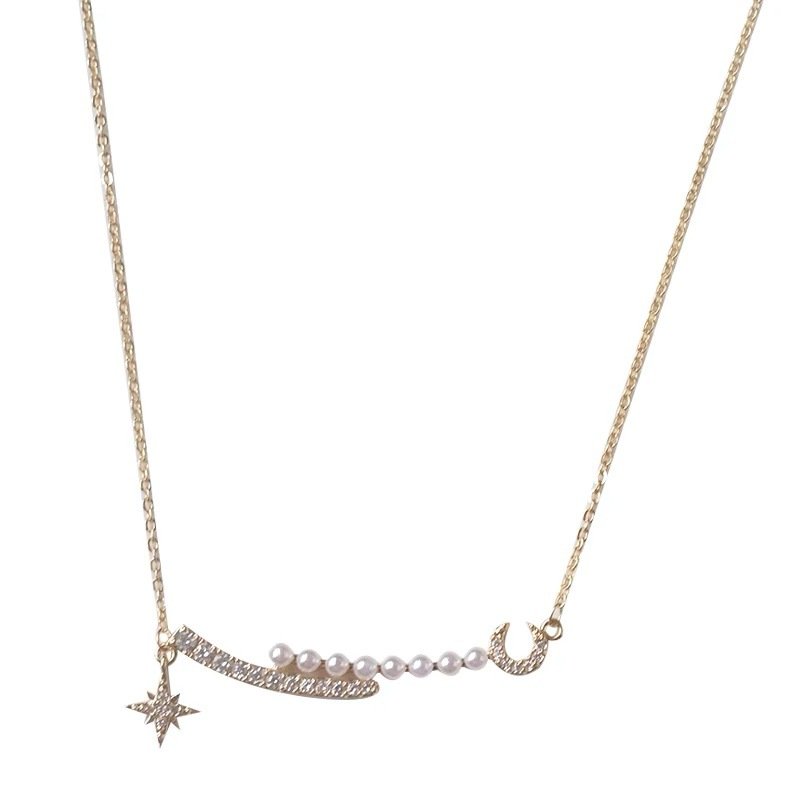 Crescent Moon Pearls Necklace gold plated in 925 sterling silver 1
