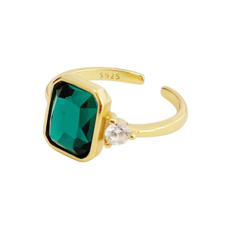 Green Gemstone Ring in sterling silver 1