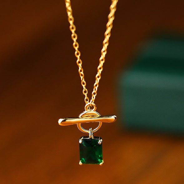 Emerald Green Gemstone Necklace gold plated in sterling silver 5