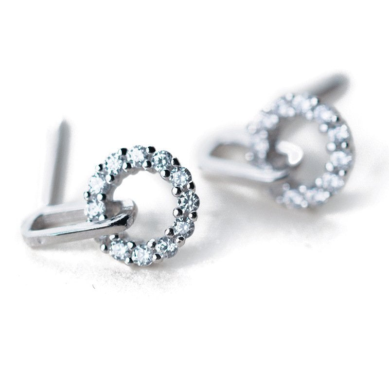 Circle Knot Stud Earrings1