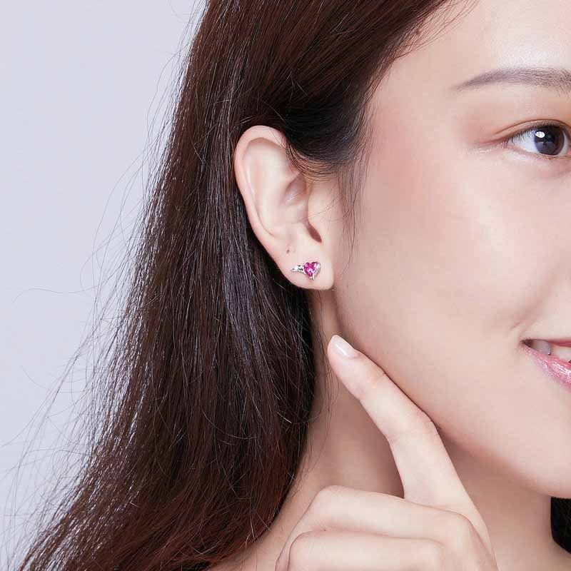 Red Wings Stud Earrings2