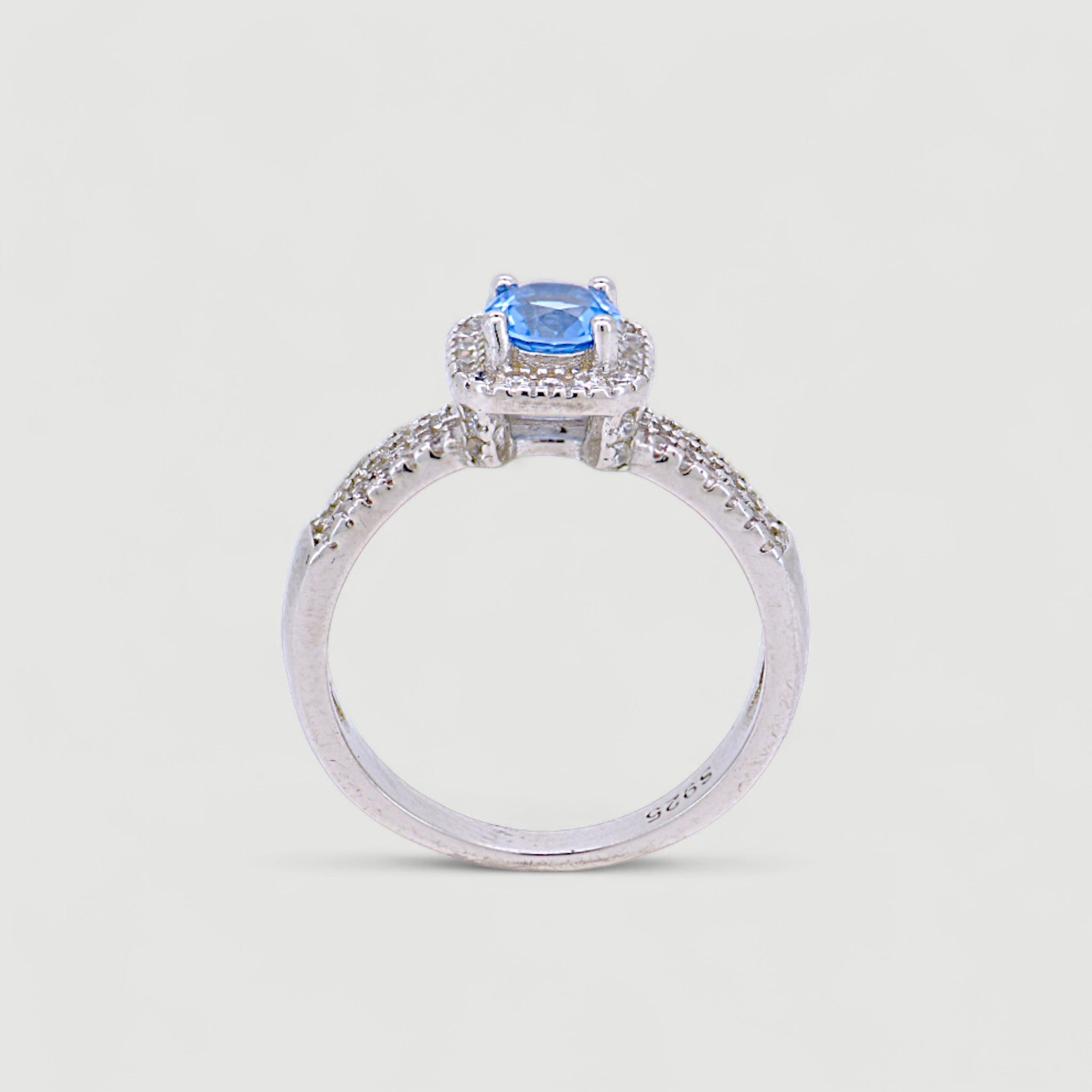 Blue Sapphire Ring4