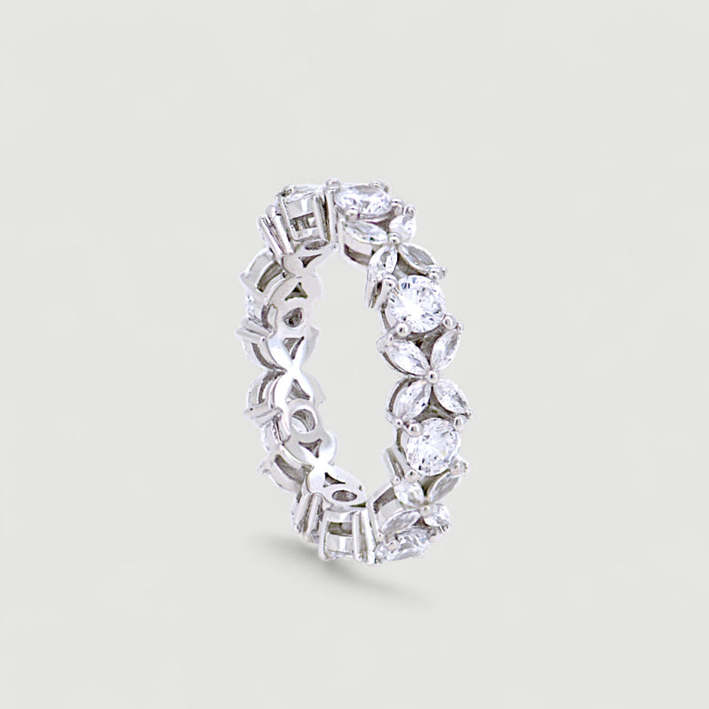 Four Leaves Baguette Ring1