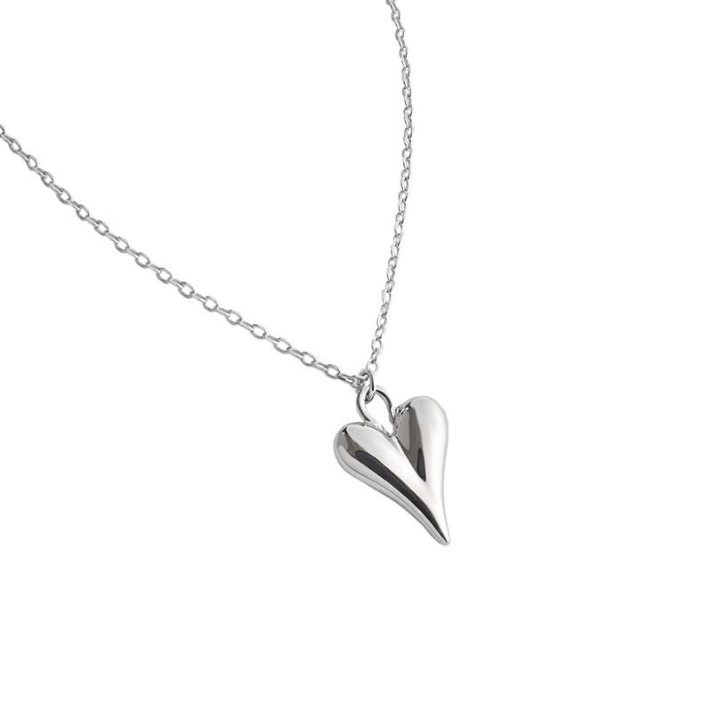 Sculpted Heart Necklace