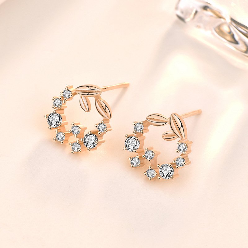 Wreath Stud Earrings4