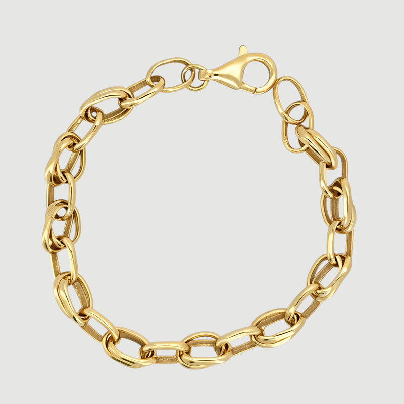 Amara Jewels gold-plated sterling silver chunky chain bracelet with interlocking links and a secure clasp.