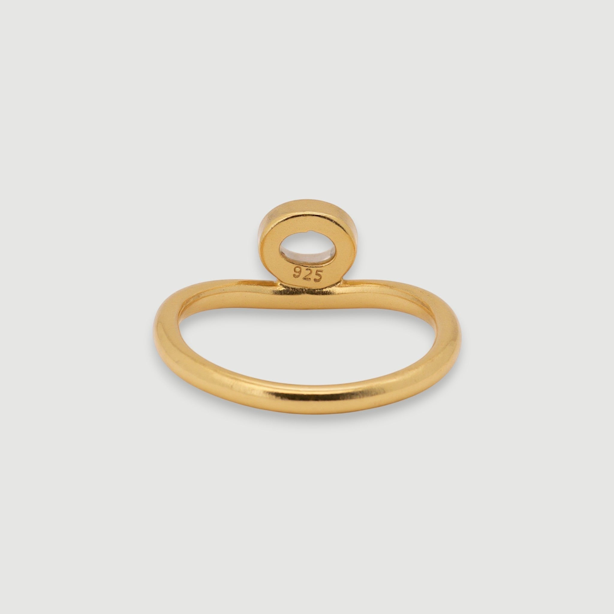 Amara Jewels elegant oval-cut moonstone ring in 18K gold vermeil over sterling silver.