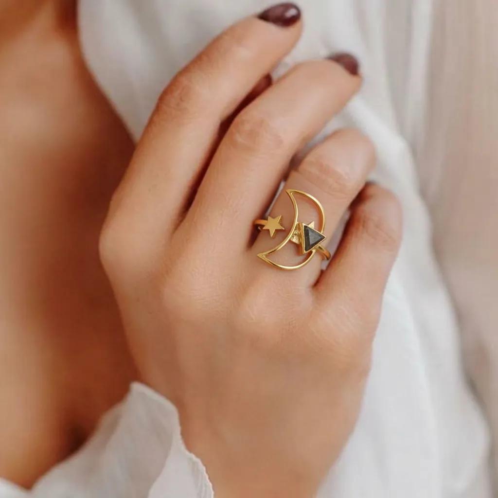 Amara Jewels gold vermeil ring with crescent moon, star, and triangular labradorite gemstone.