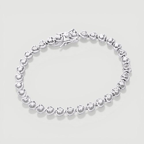 Amara Jewels 925 sterling silver bracelet with delicate heart-shaped links and cubic zirconia accents, secured with a lobster clasp.