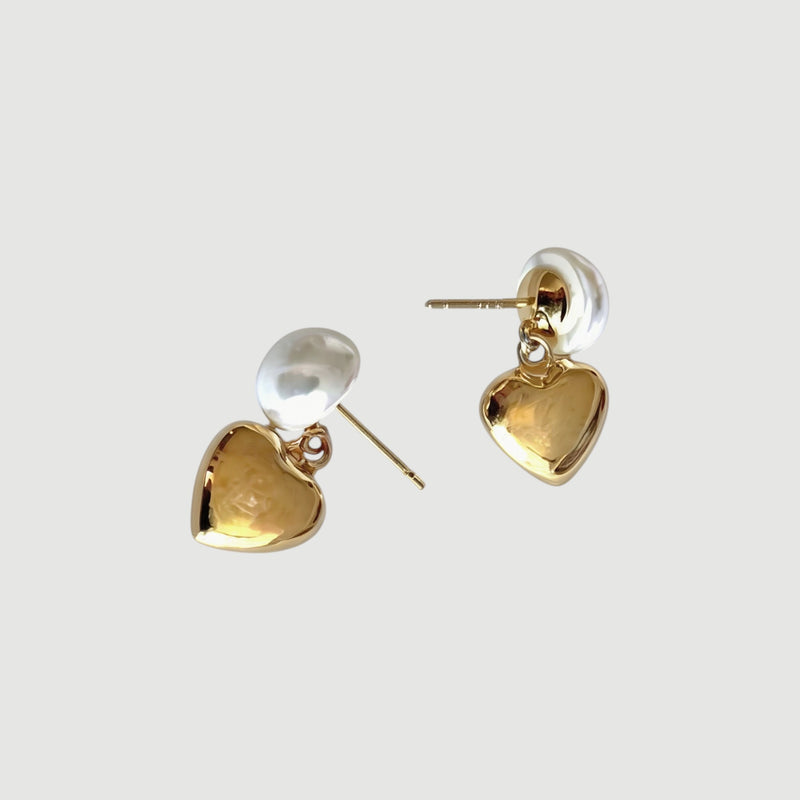 amarajewels-gold-pearl-heart-earrings-1
